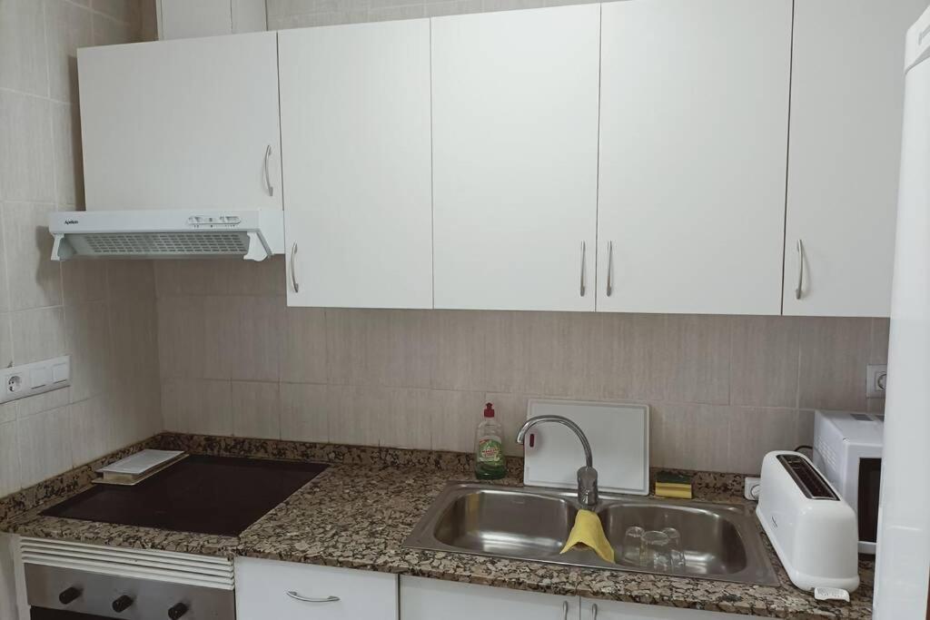 2 Bedroom Townhouse In Beautiful Gated Complex Benidorm Exterior foto